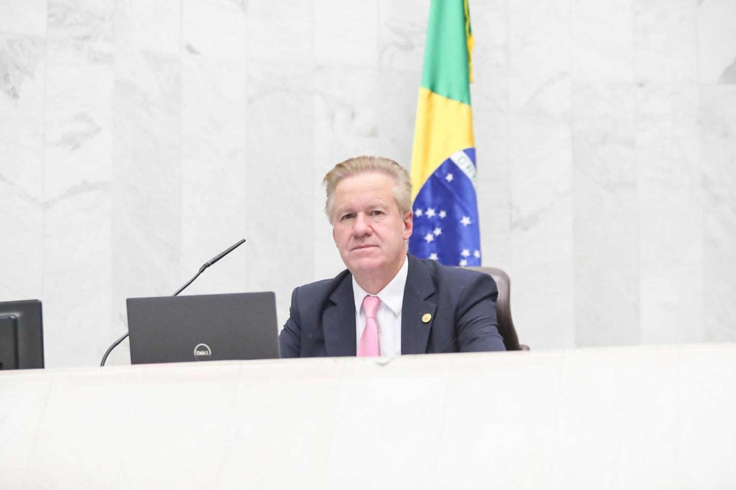 Deputado Luis Corti protocola pedido e viabiliza instalação de redutor de velocidade na PR-281, em Dois Vizinhos