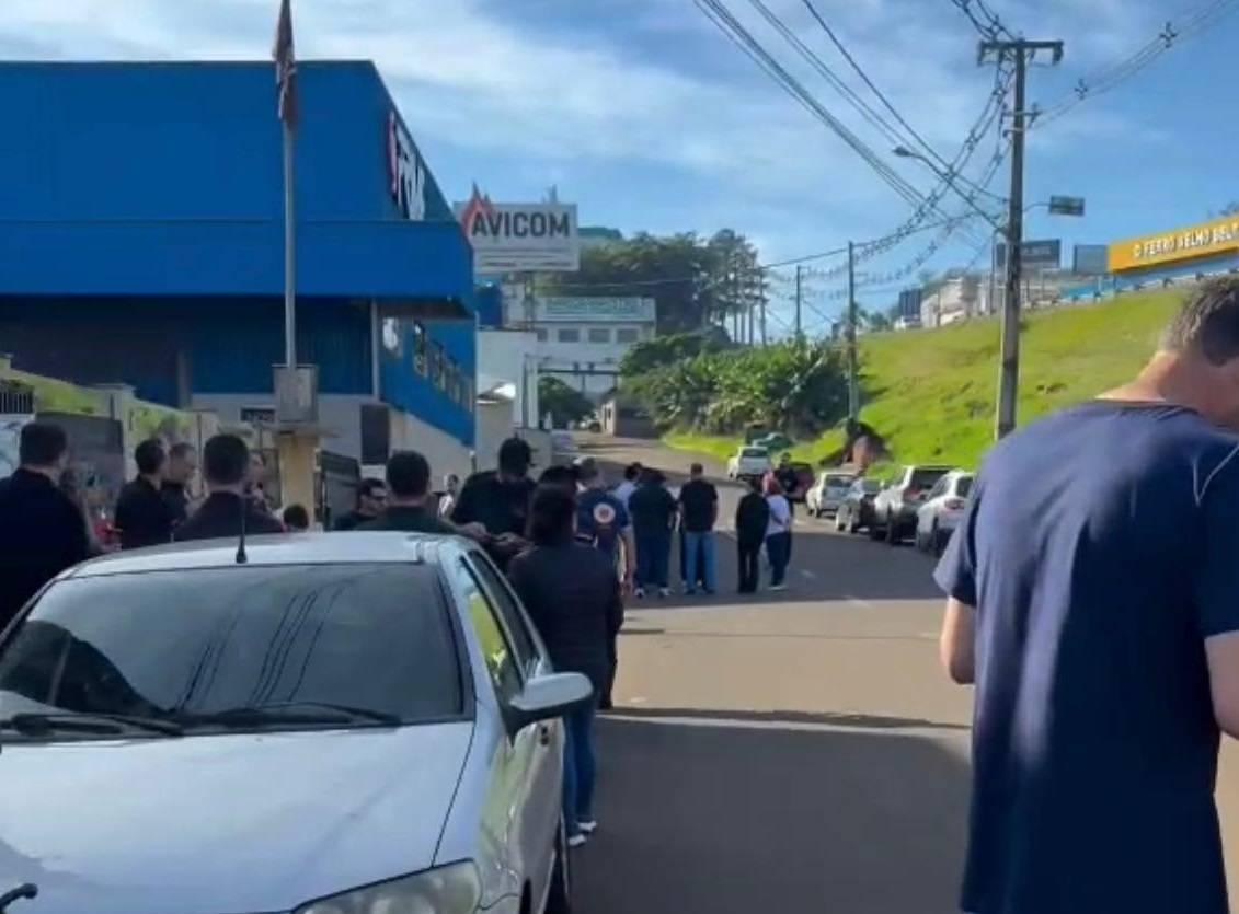 Condutores socorristas do SAMU protestam em Francisco Beltrão por reajuste e melhores condições