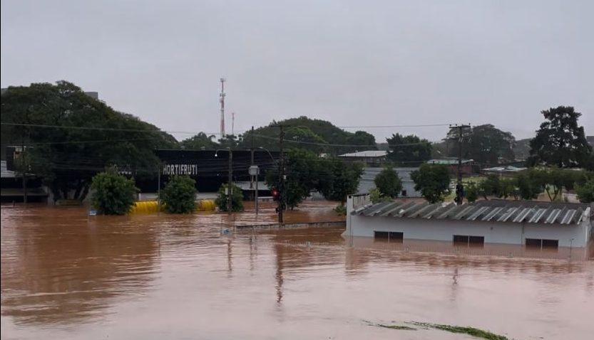 Chuvas deixam 720 desabrigados no Rio Grande do Sul
