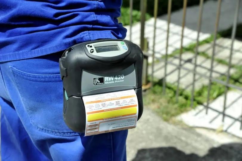 Conta de luz continua mais cara em agosto com manutenção da bandeira amarela